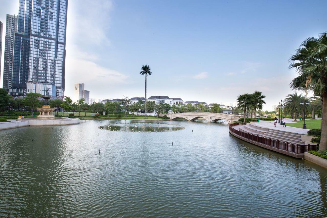 Vinhomes Premium Apartment ホーチミン市 エクステリア 写真