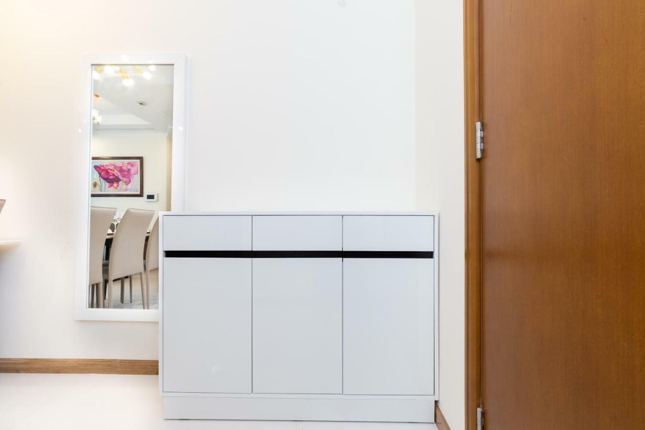 Vinhomes Premium Apartment ホーチミン市 エクステリア 写真